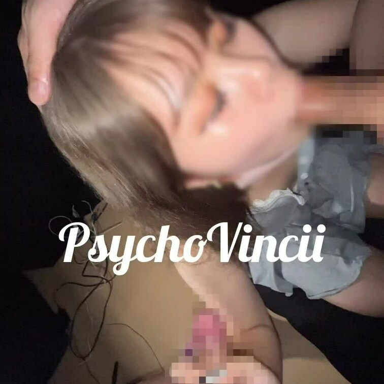 フォロワー数万超えの裏垢女子をフルボッコにしてきました。