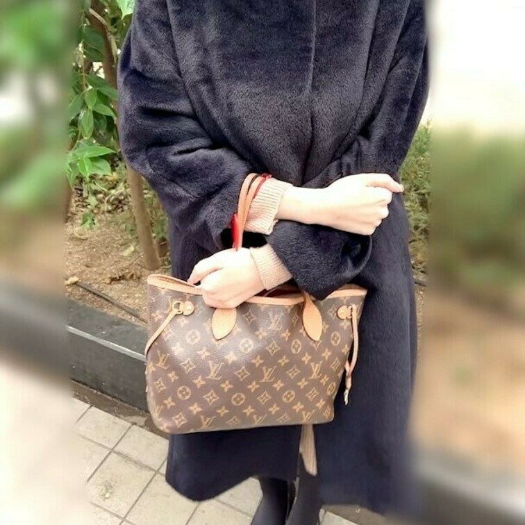フェラ、スマタ講習【社会人】デパ地下でBAとして働く超美人ちゃんの再講習。前回イジメられた分しっかりとやり返しました。ス