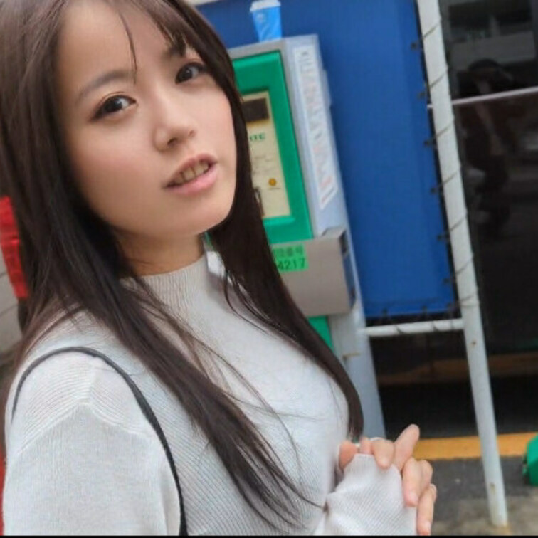 マッチングアプリで出会った女の子が実は痴女だった…！？
車内露出や運転中のイタズラ、ホテルに入室してもただじゃ済まない