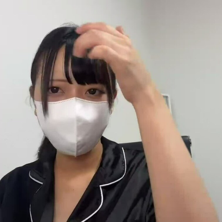 【りん 18 歳】

りんさんのライブ配信動画です
○○○ だと、1 回の有料配信を視聴すると、おおよそ平均 5,
