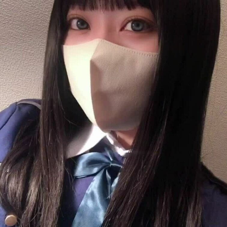 初めまして、羞恥少女びゅるるです💙
推しのちょっと過激なコスプレやえっちな投稿をしていこうと思います…！
是非フォロ
