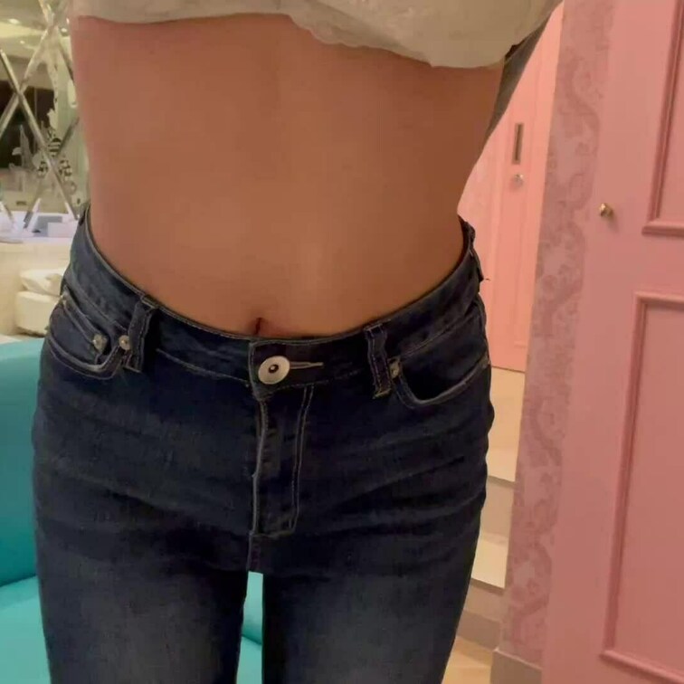 レモン🍋×関西ドM美乳人妻
 
 ドMな人妻さんの服を脱がしたら体が
 エッチすぎたからめちゃくちゃ○○○しちゃい