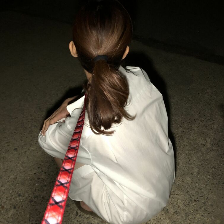 繋がれた。