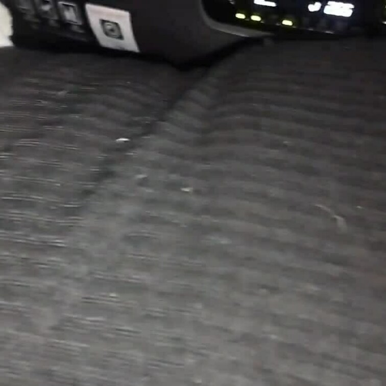 車内に響き渡る
イヤらしいフェラ音