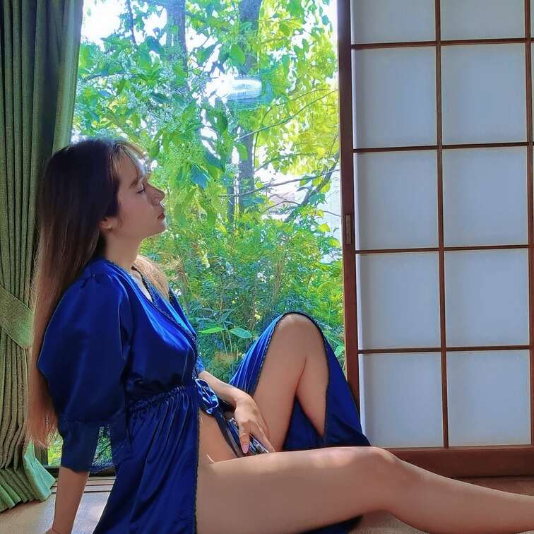 オナニープランも更新しました🤍
和室ってなんでこんなにエッチな気分になっちゃうんだろう。。久しぶりに一人でオナニー。。