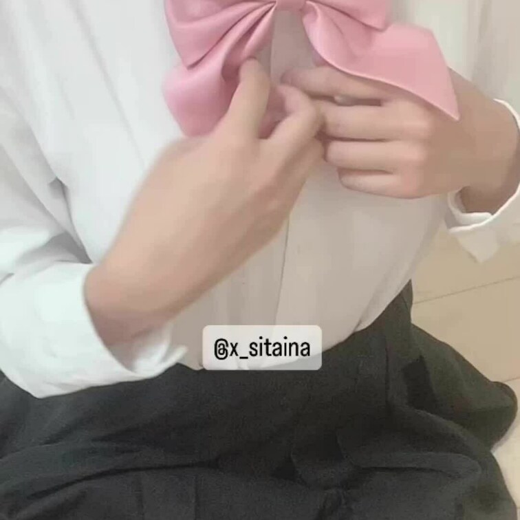 【限定】お着替えするところちょこっとだけ見でちゃいます…気になっちゃう？？










