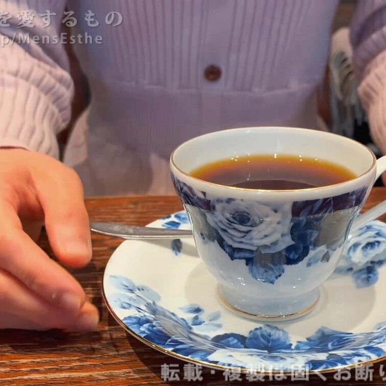 はじめてデートをしました ^^
ちょっといつもと違う雰囲気で私もですが、ちょっとギコチナイ感じです ^^;;
公