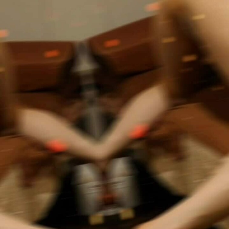 鍛えたでっかいお尻で攻めちゃうよ♥