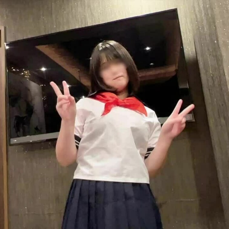 今年ももうすぐ終わりですね。
１年間ころんの変態な姿を見て頂きありがとうございます。

ここから1月のmyfans