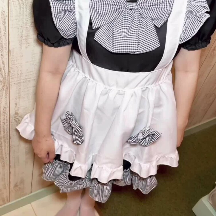 ももちゃん
メイドカフェのバイトを抜け出して
おぢさんとＰ
年齢は、言えない。
経験が少なめな初々しさが
とて
