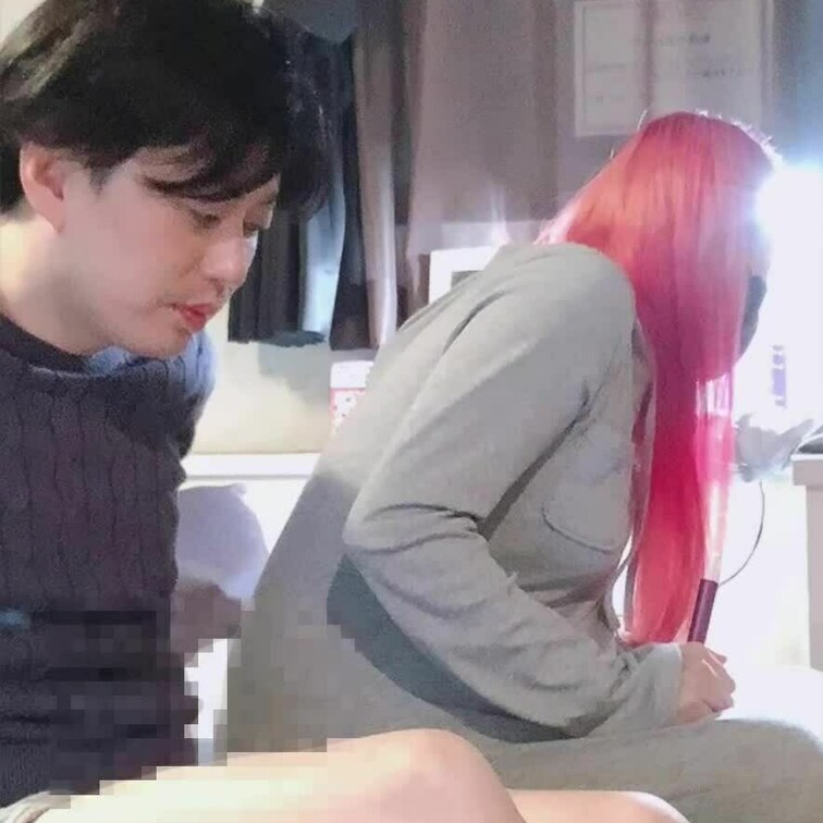 インスタライブしながら手コキ