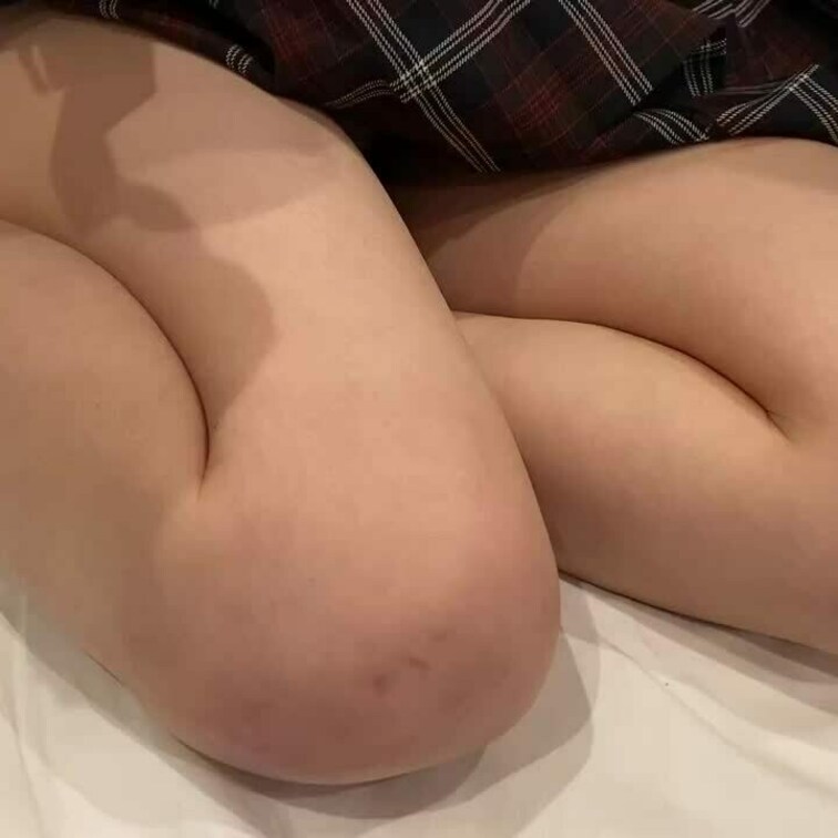 ななのお口は小さいからフェラは