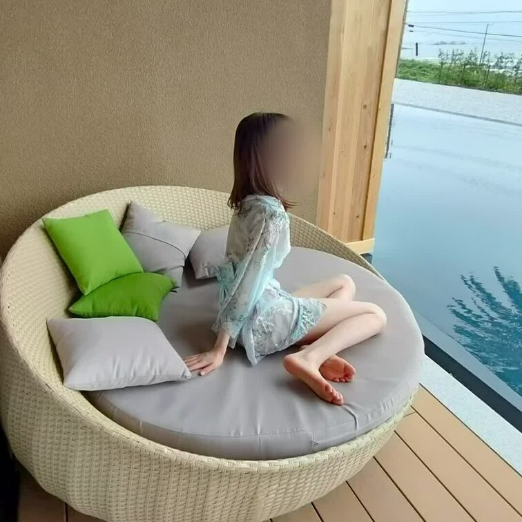昨日アップした動画のオフショットだよ。
