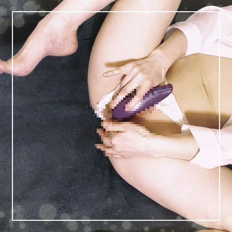 【個人撮影】素人熟女 熟女オナニー♡休日オナニー♡ ヒクヒクおまんこ観察♡