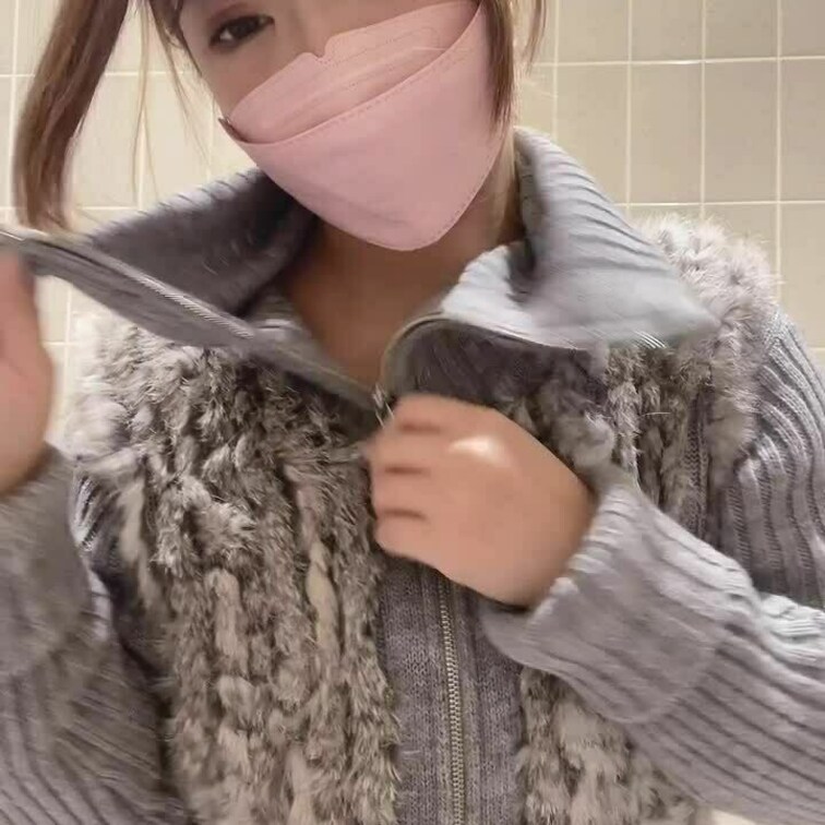 ぱち○こ屋さんのト○レで…