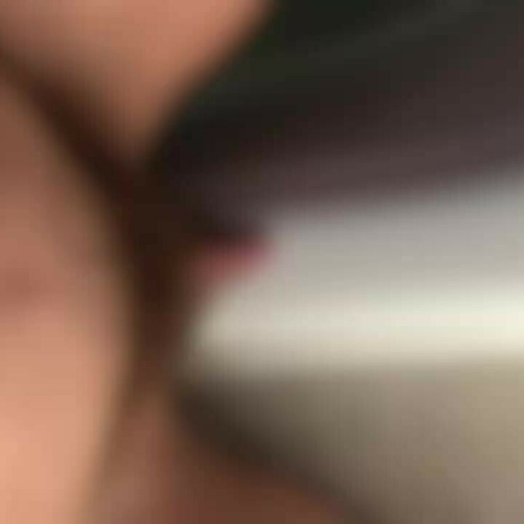ビンビンになったクリチンを擦り付けて
ぬるぬるの愛液をいっぱい出してます。

すぐ濡れちゃうからローション要らない