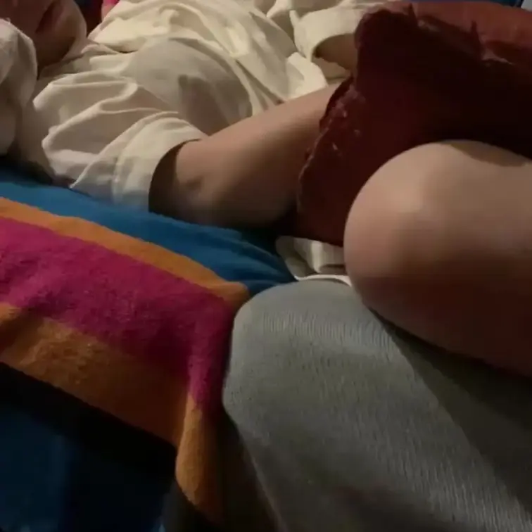 夫婦2人きり🩷の夜に隣で寝ちゃった愛妻M💕
明日はこの身体をゆっくり堪能出来る😍と、
ワクワクしながら💓