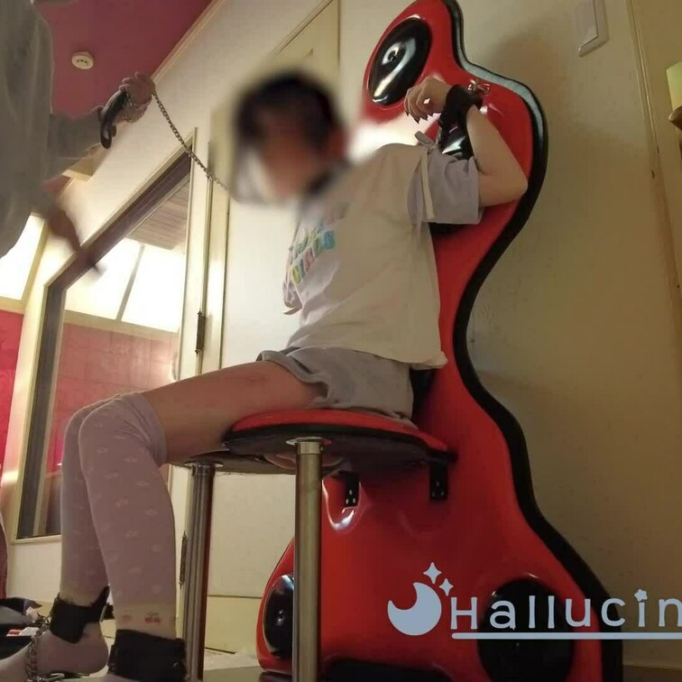 ○○○服切り抜きpart.6

ベルト鞭。
首輪とリードしてるのも個人的えっちポイント
