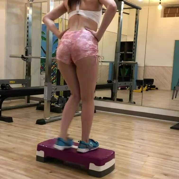 美女トレ🍑