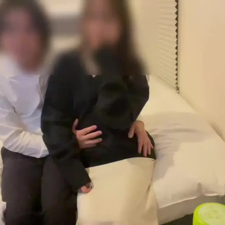 🍋🟩×浮気人妻38歳
仕事を終わらせて旦那さんに呑みに行くといい
浮気セックスをする為に来たドM人妻さんと
お泊まりセックスしてきました。
仕事に家事に追われてる日々を忘れてただの
オナホになる人妻さんがエロすぎました、、