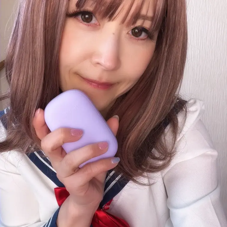 新しいおもちゃ手に入れたよ💜
イヤホンみたいで
こんなコンパクトなのに
碧花に初めての快感を与えた
クセになるや