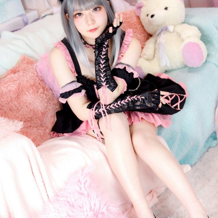 にゃーん🐈⬛🎀