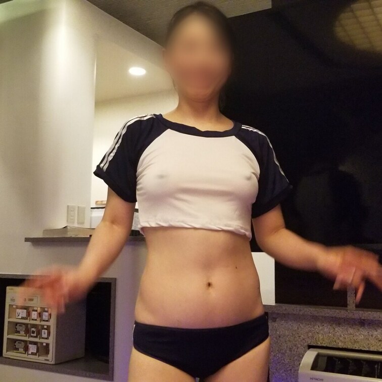 体操服😆
