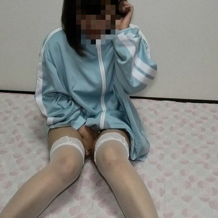 【ファン限定フル動画】🎁

おか◯さんがいない時に
網タイツはいてコスプレしてみました。
いつもと違うももかをみ