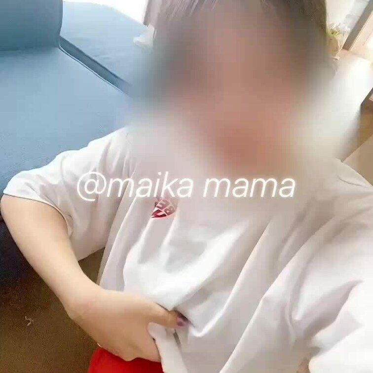 おはよう〜☺️💜🩷🩵
今日も一日ほどほどに頑張ろうね😚✨
まいかの○○○乳でも飲んじゃう〜🍼💜？