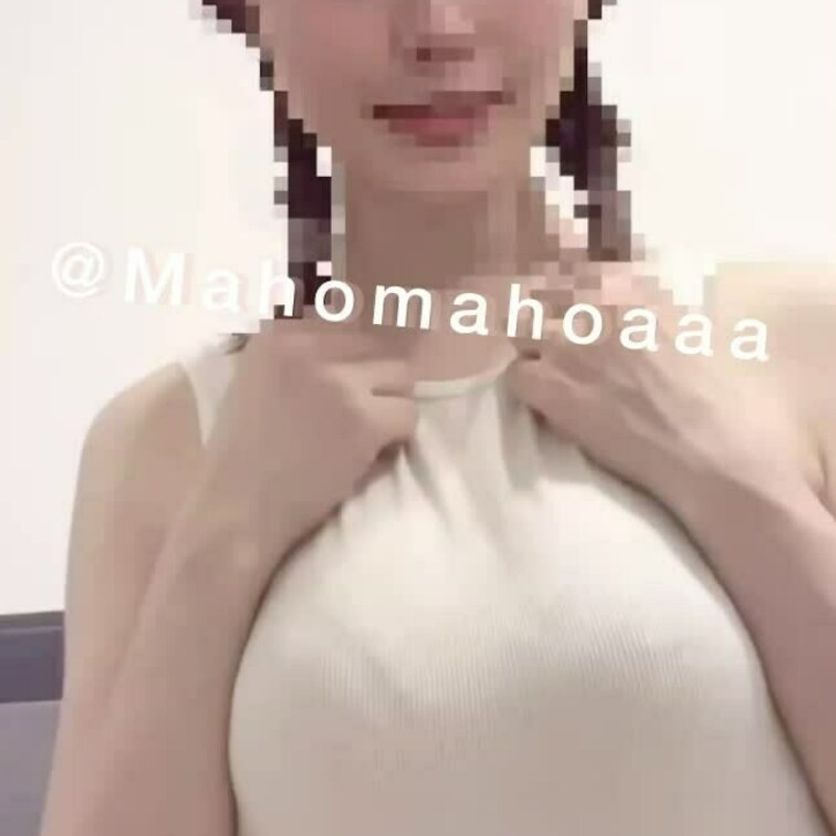 さっき投稿した写真の前に撮ってた乳首責め動画🤍