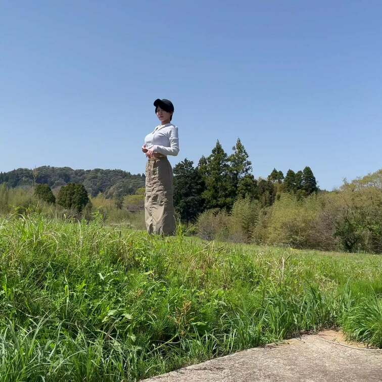 旅先でムラついたので田畑の脇で致しちゃいました