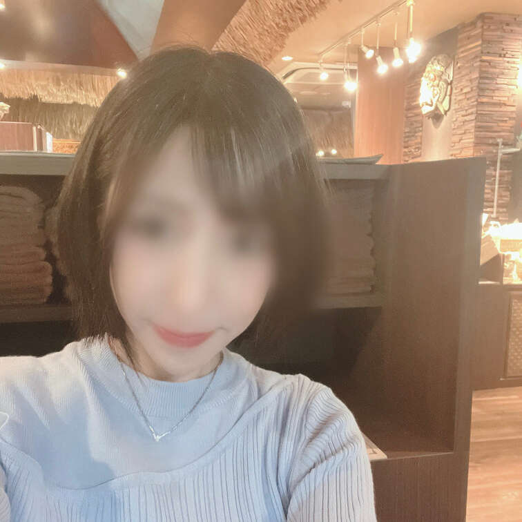 こんばんは人妻ゆうです💋💕
今月はバリ風リゾートホテルからお届けします✨
えちえち動画たくさん撮ったので