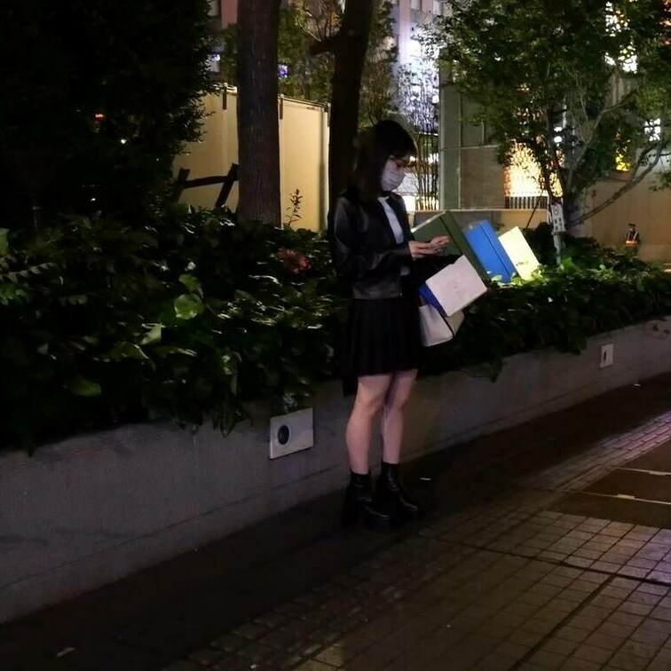 ト〇横の真実【20歳カフェアルバイトあいりちゃん②】

普段は至って普通のサラリーマンです。
風俗遊びやメンエスに