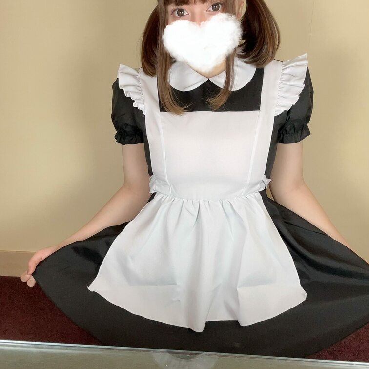 はじめまして、みかんです ☺︎ アメリカと日本のハーフです ‼︎ たくさんのご主人様をお癒しできるようにがんばるのでフォ