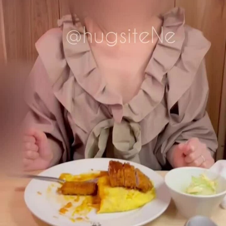 喫茶店で露出💗