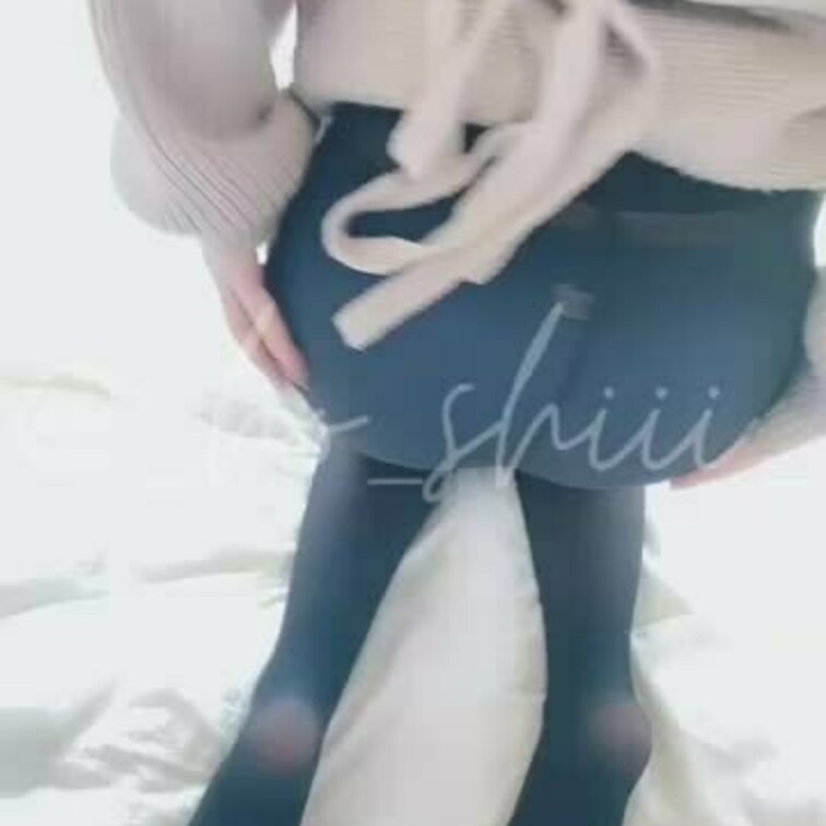 脱ぎ脱ぎ♡
生尻披露してます🍑💕