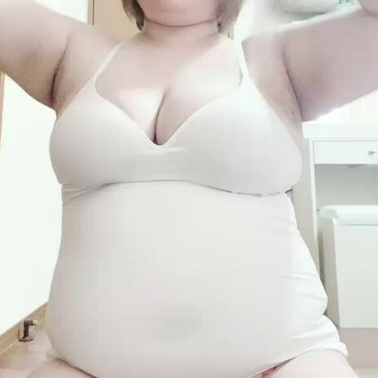 ぼよんぼよん動画📸