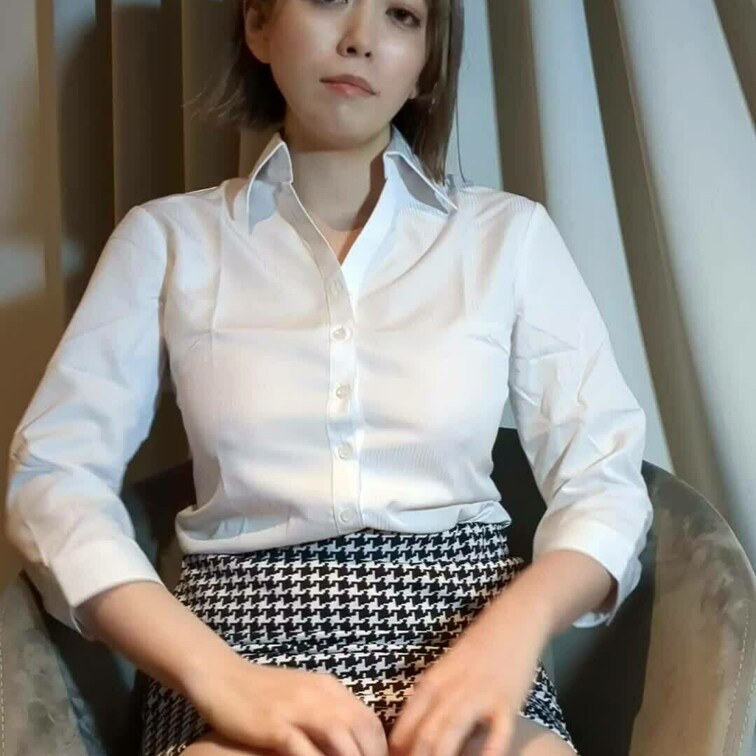 やっぱりノーパンじゃないと落ち着かないです。
続きが見たい方はいいね・コメントお願いします。