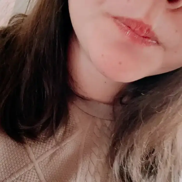 【無料プラン🤩🤍】
ぺろぺろしてるだけの動画👅♡
なにを…とは言わないけど、ぺろぺろ舐めてる…？
お好きに想像して