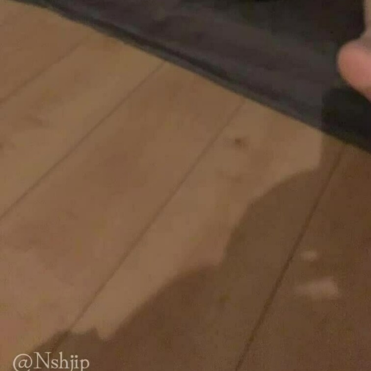 一緒に映画を見ていたら寝ちゃったので、愛妻Mちゃんの寝姿❤️