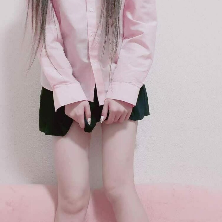 うごくゆのちゃんプラン見てくれてありがとうございます💕
見えそうで見えない～ちらっと見えちゃう動画ゆのちゃんを楽しめま