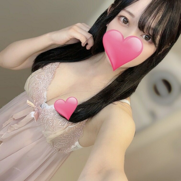 ひな（20）正真正銘！元アイドル！
あのグループの研究生にもなった清楚美女に大量の精◯を注入！妊娠不可避？！

お