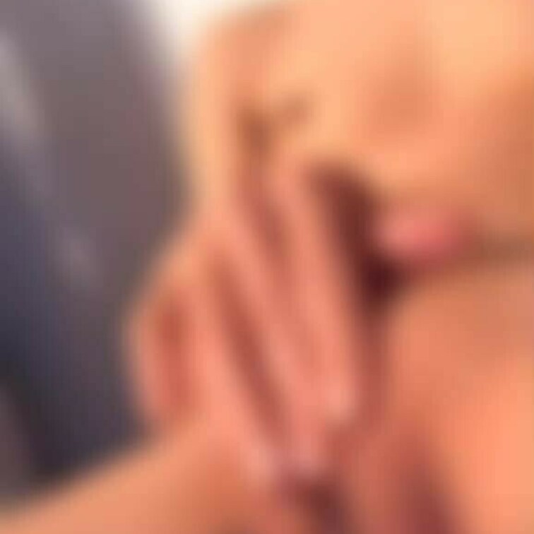 ガチ素人にFaceTimeでオナニーさせてみた🤭🤭
音無し全体加工ですがお楽しみください😊😊