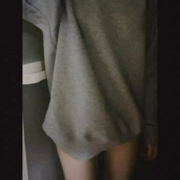 今日の下着見せてあげる