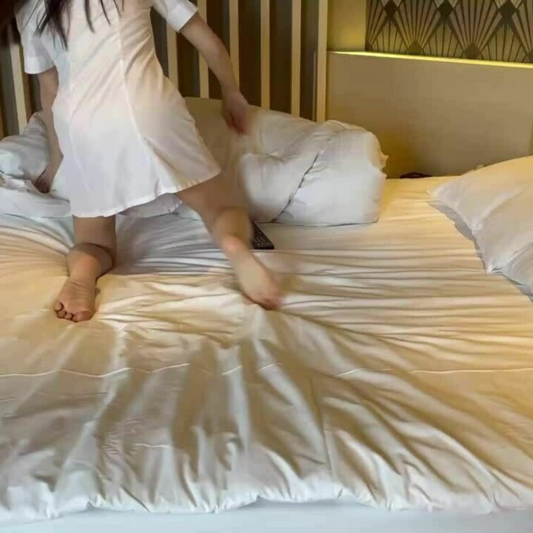 夫婦共にお互いの身体でエステを練習💆‍♀️💆‍♂️
しかし我慢できるはずが有りません。