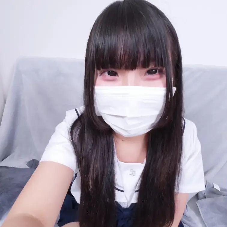 意外とおけけが濃いさんしすいめいですが、
逆にそれがイイ！って言ってくれるフォロワーさんがたくさんいたので悩んでいたの