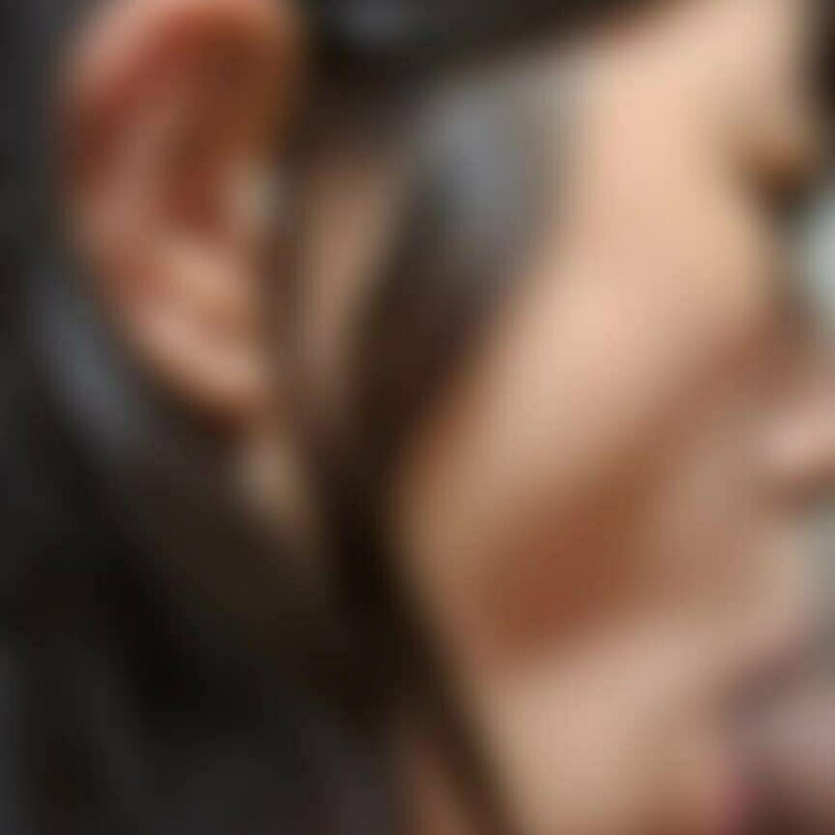 さすがに顔出しNGなので人妻の雰囲気フェラ