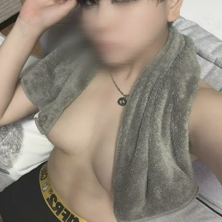 #男装女子
#巨乳