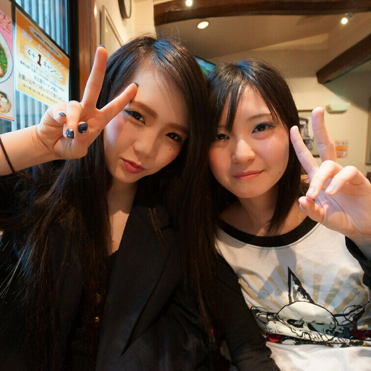 熊本のキャバ嬢が何を思ったのか中出しＡＶに出演！

「顔バレしたら熊本におれんけん…」
彼女のたってのお願いでＡＶ