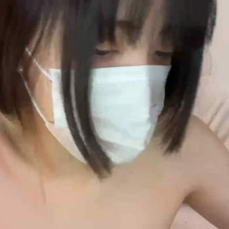 【みれい 20 歳】

みれいさんのライブ配信動画です
生配信 だと、1 回の有料配信を視聴すると、おおよそ平均 